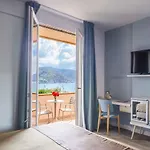 リヴァ デル ソーレ ホテル 4*